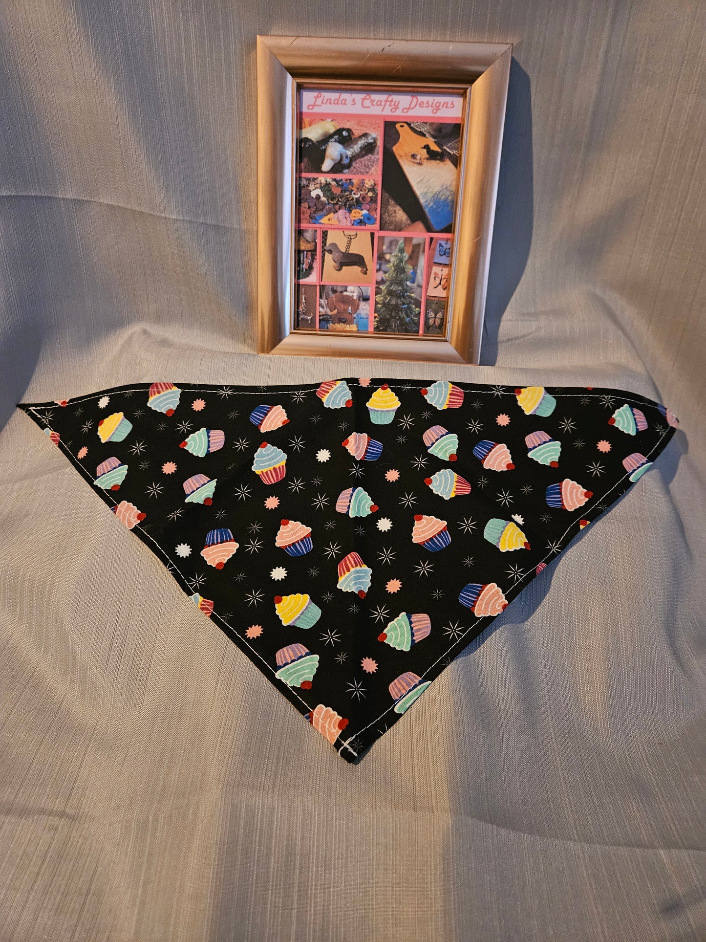Dog Bandana - Cupcakes 1005, 1006