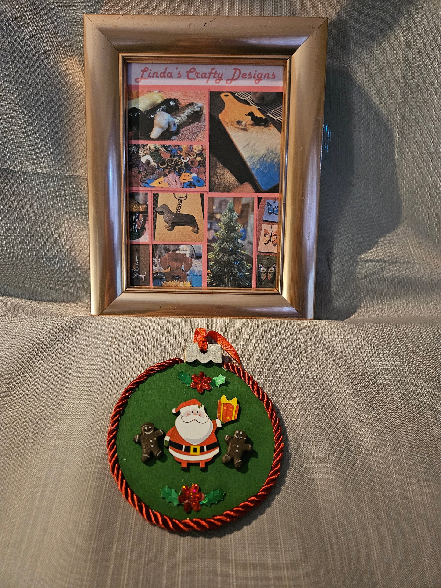 Wood Ornament - Holiday Santa #519