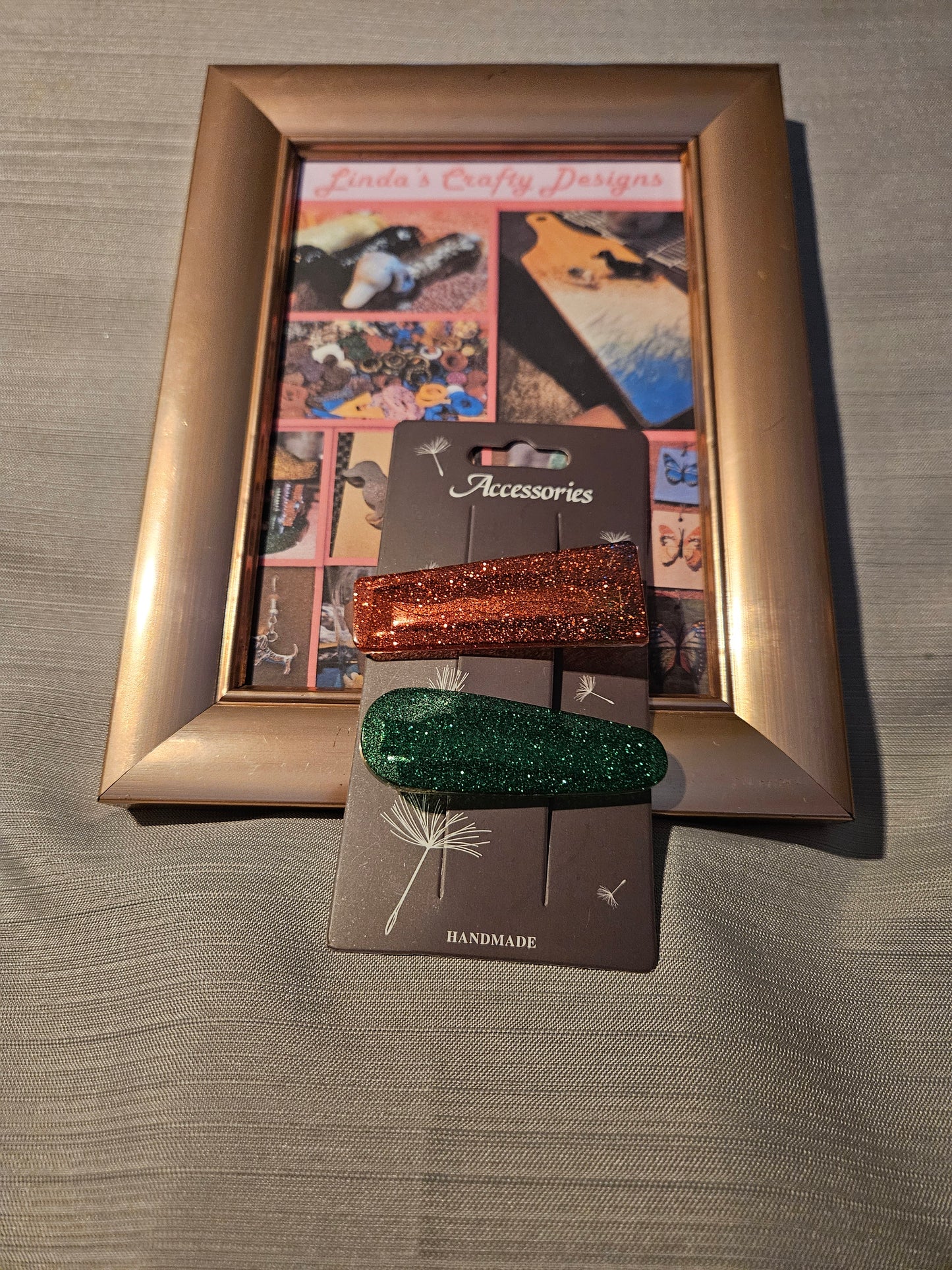 Resin/Metal Barrettes - Red and Green #101