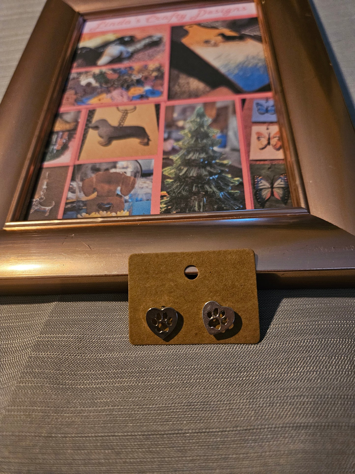 Metal Earrings (Posts) - Paws in Hearts #1084