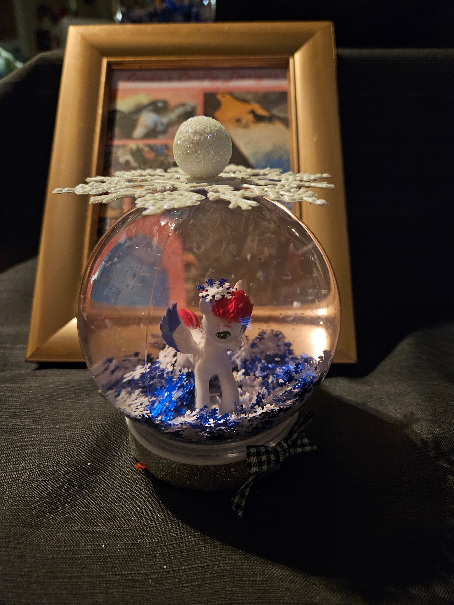 Holiday Snow Globe - ML Pony #1222