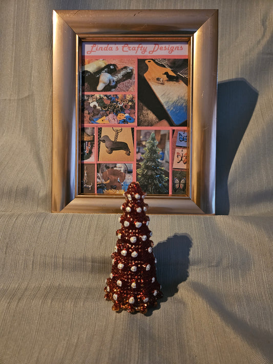 Resin Holiday Tree - Red #914