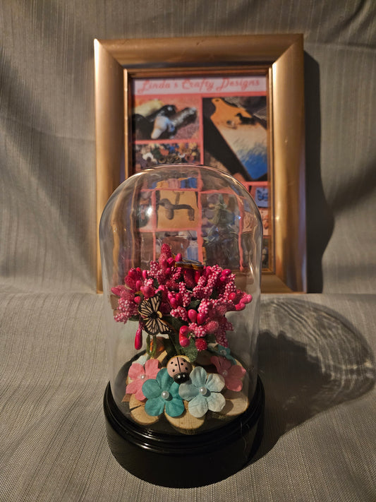 Wood/Plastic - Butterflies, Bugs and Bloom in Dome #893