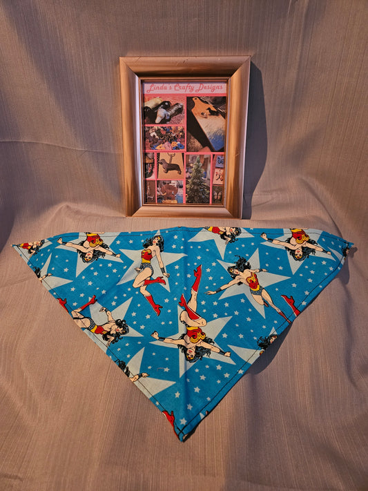 Dog Bandana - Wonder Woman #975, 976