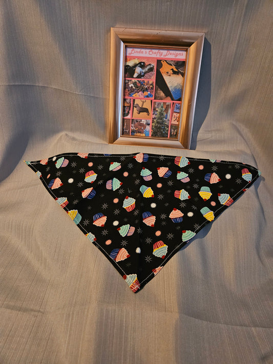 Dog Bandana - Cupcakes 1005, 1006