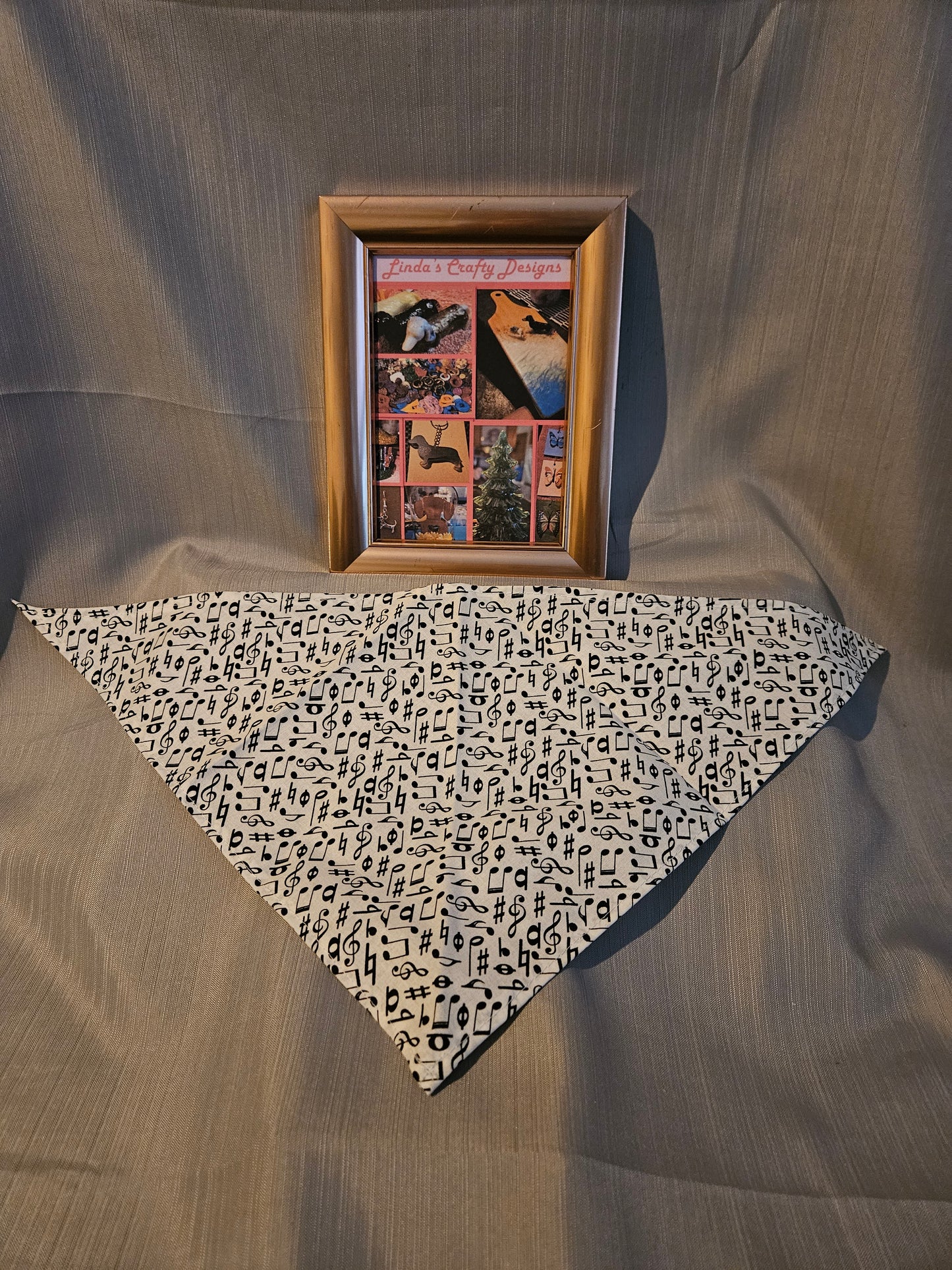Dog Bandana - Music Notes #983, 984