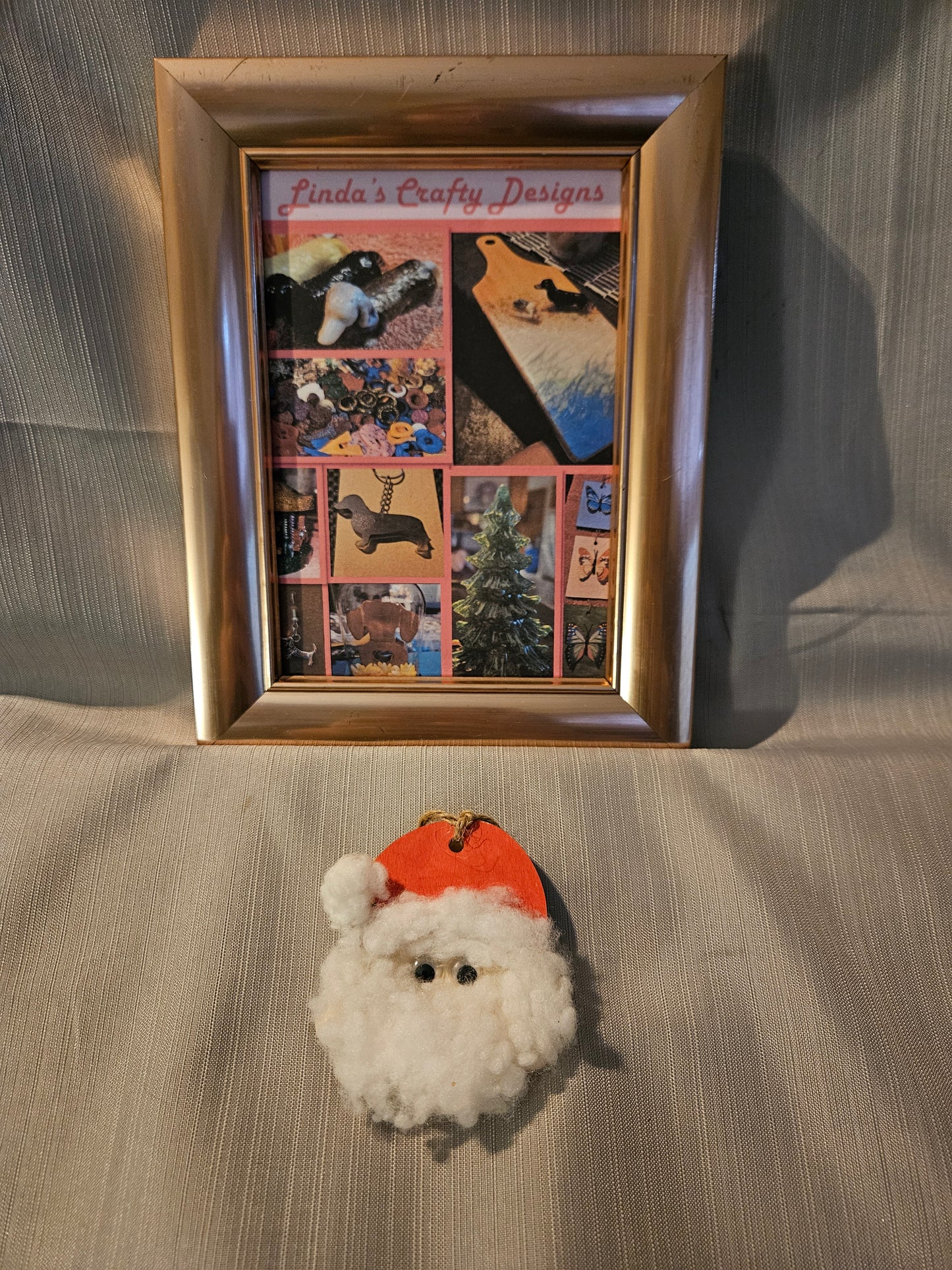 Wood Ornament - Santa Head #522. 523