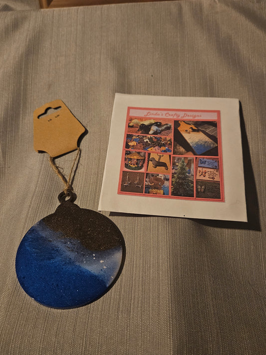 Resin Ornament - Blue White and Gold 3 #558