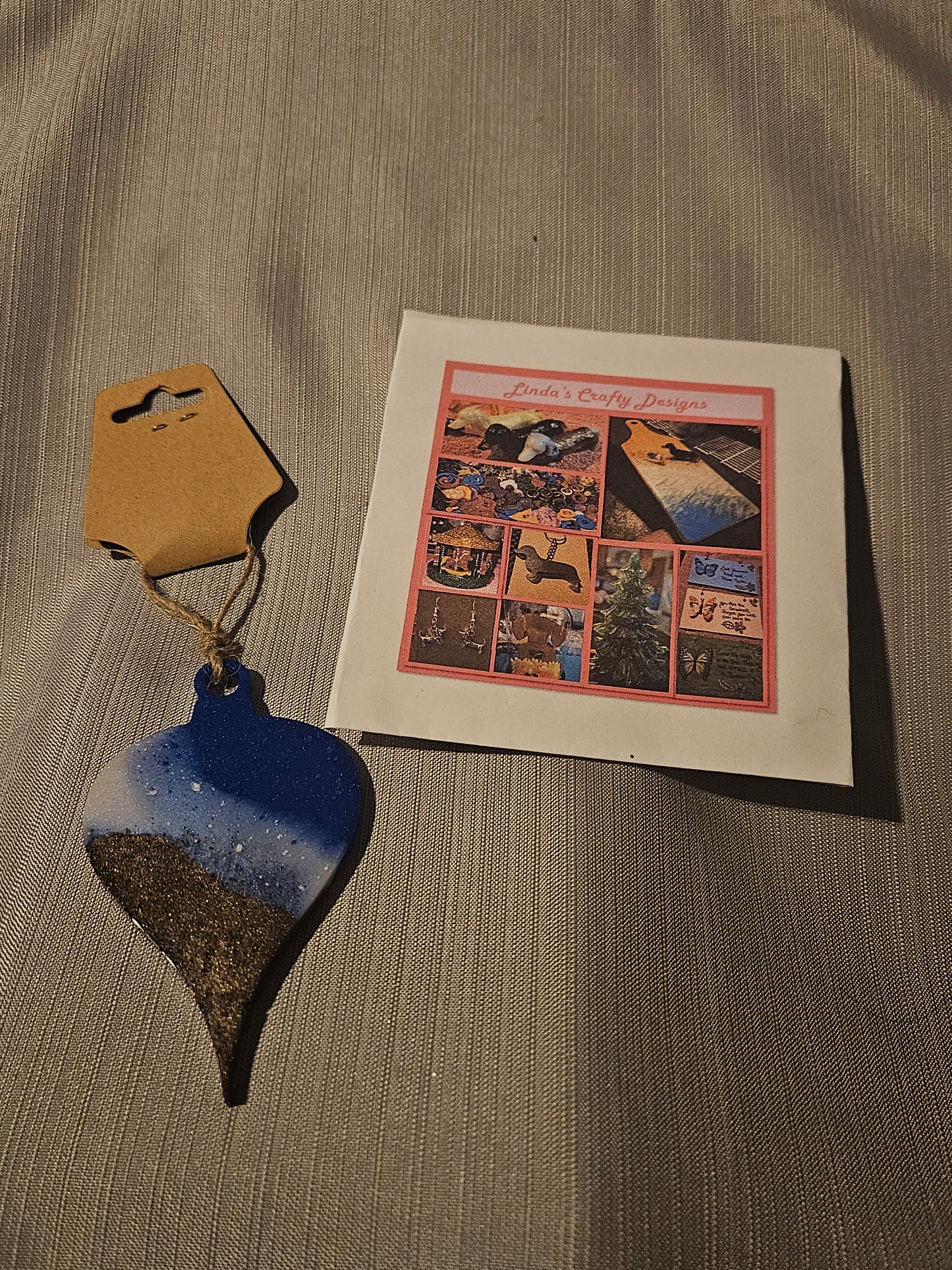Resin Ornament - Blue White and Gold 6 #561