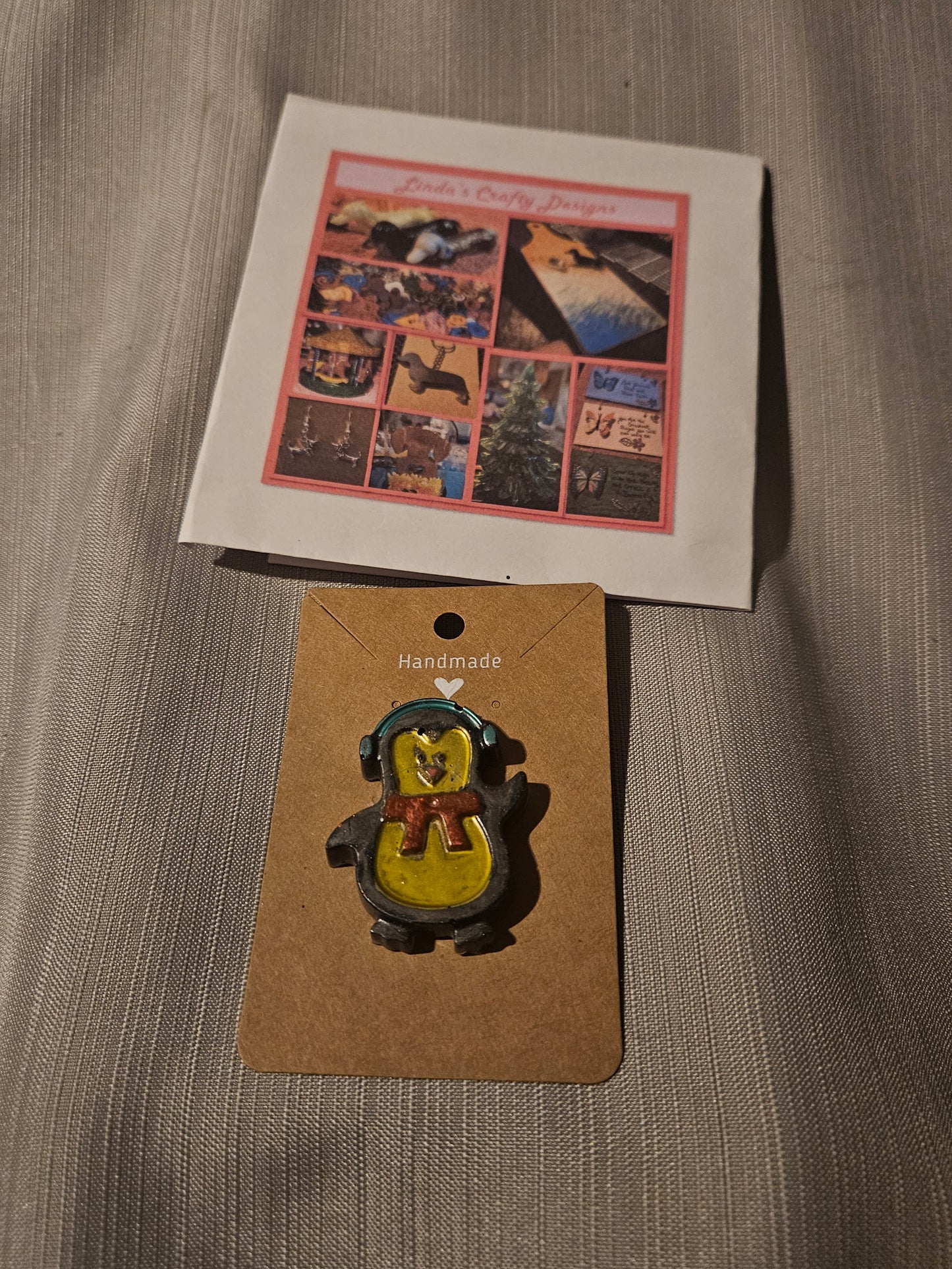 Resin Pin -  Holiday Penguin Headphones and a Bow #608. 609