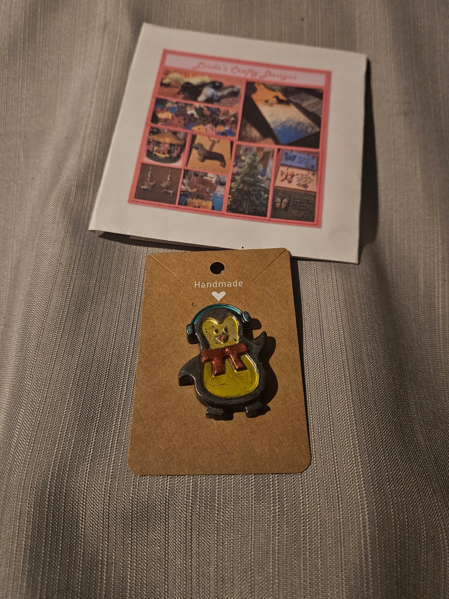 Resin Pin -  Holiday Penguin Headphones and a Bow #608. 609