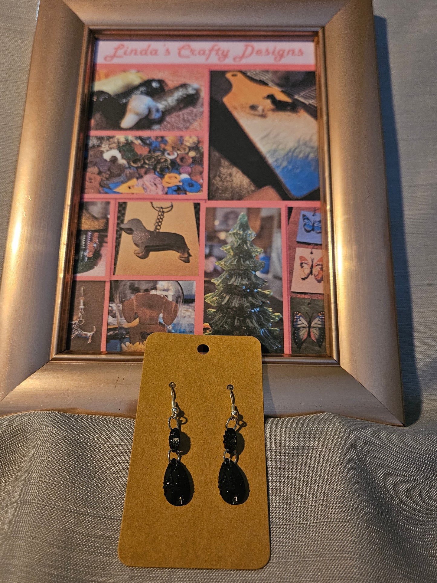 Plastic/Metal Earrings (Hook) - Black Circles and Teardrops #60