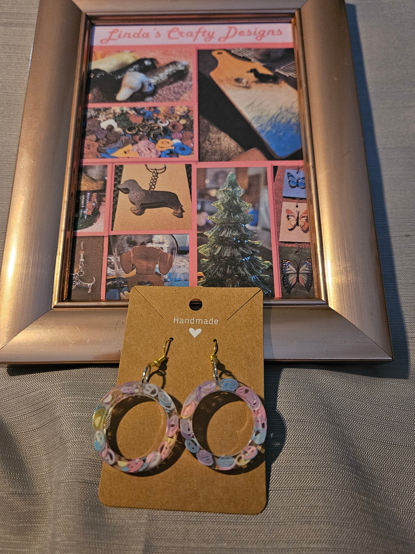 Resin/Metal Earrings (Hook) - Smiles in Circles #274