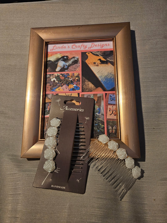 Resin/Plastic Hair Comb - White Roses #117
