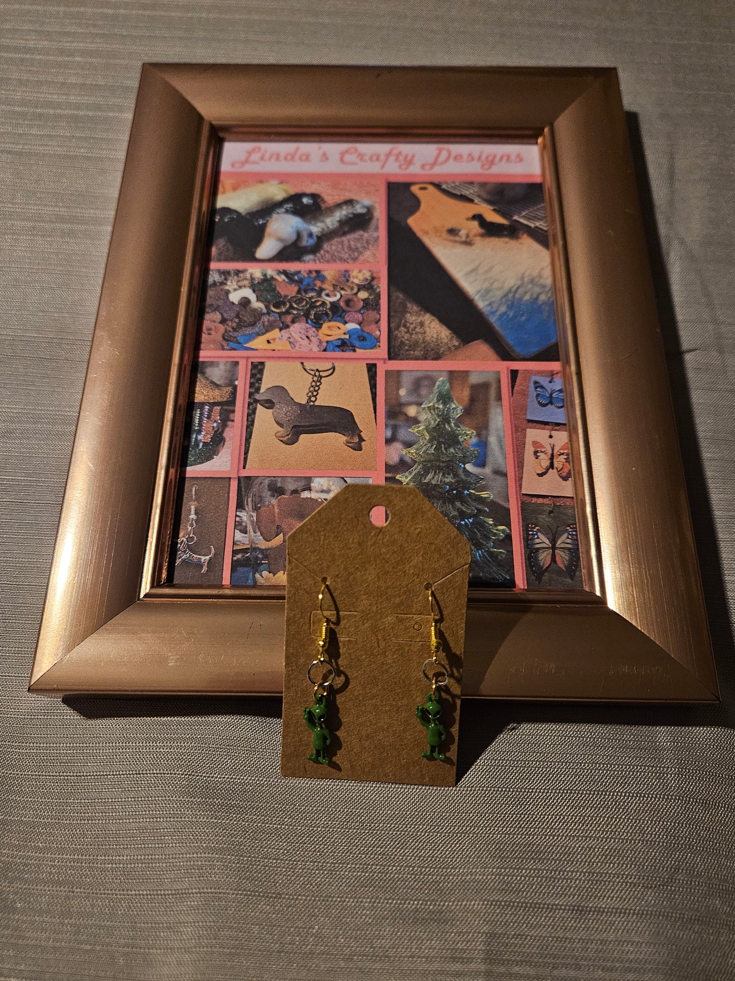 Metal Earrings (Hook) - Green Aliens #349