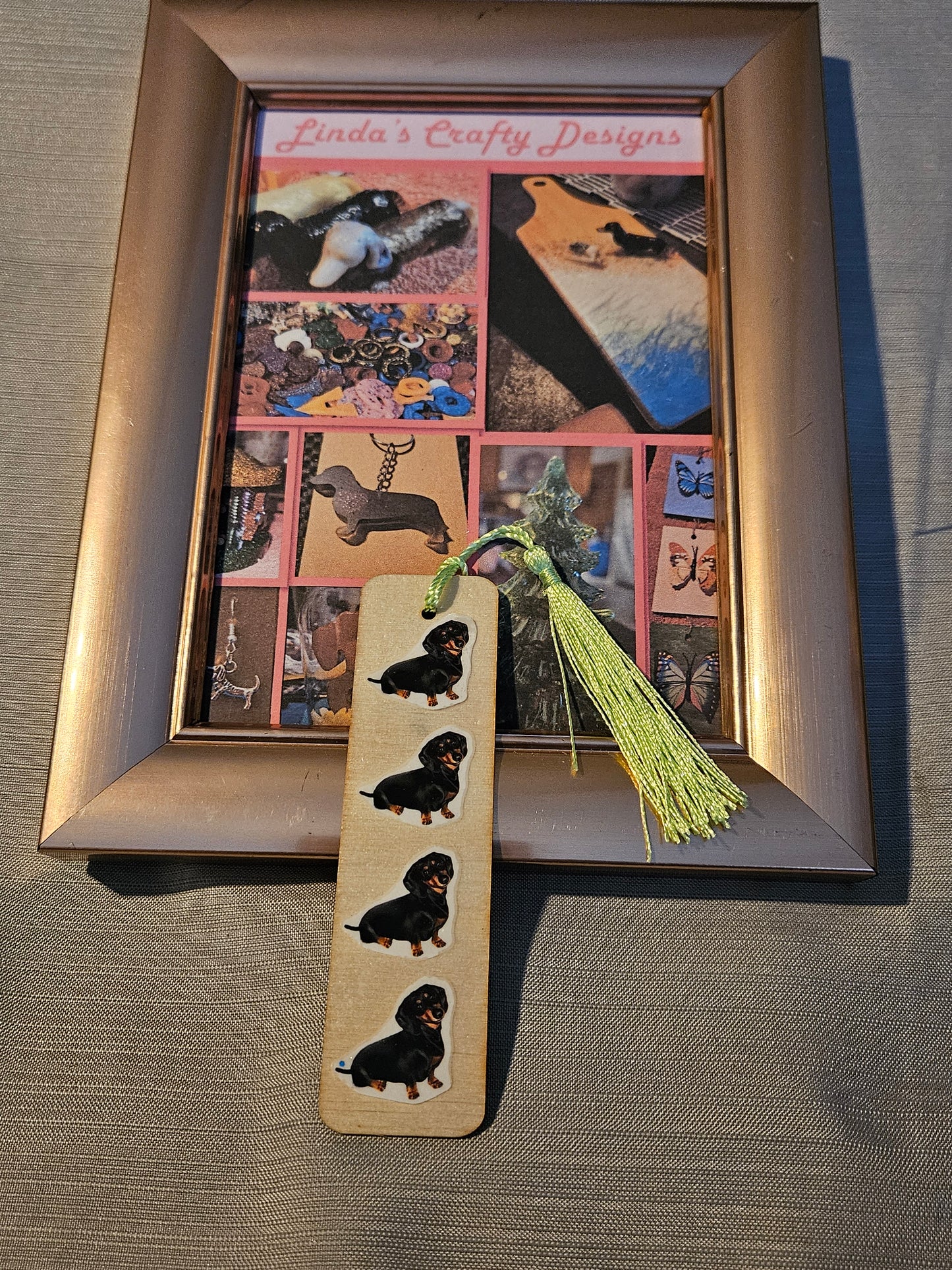 Wood with Resin Bookmark - 4 Doxies in a Row - Green Tassel #804