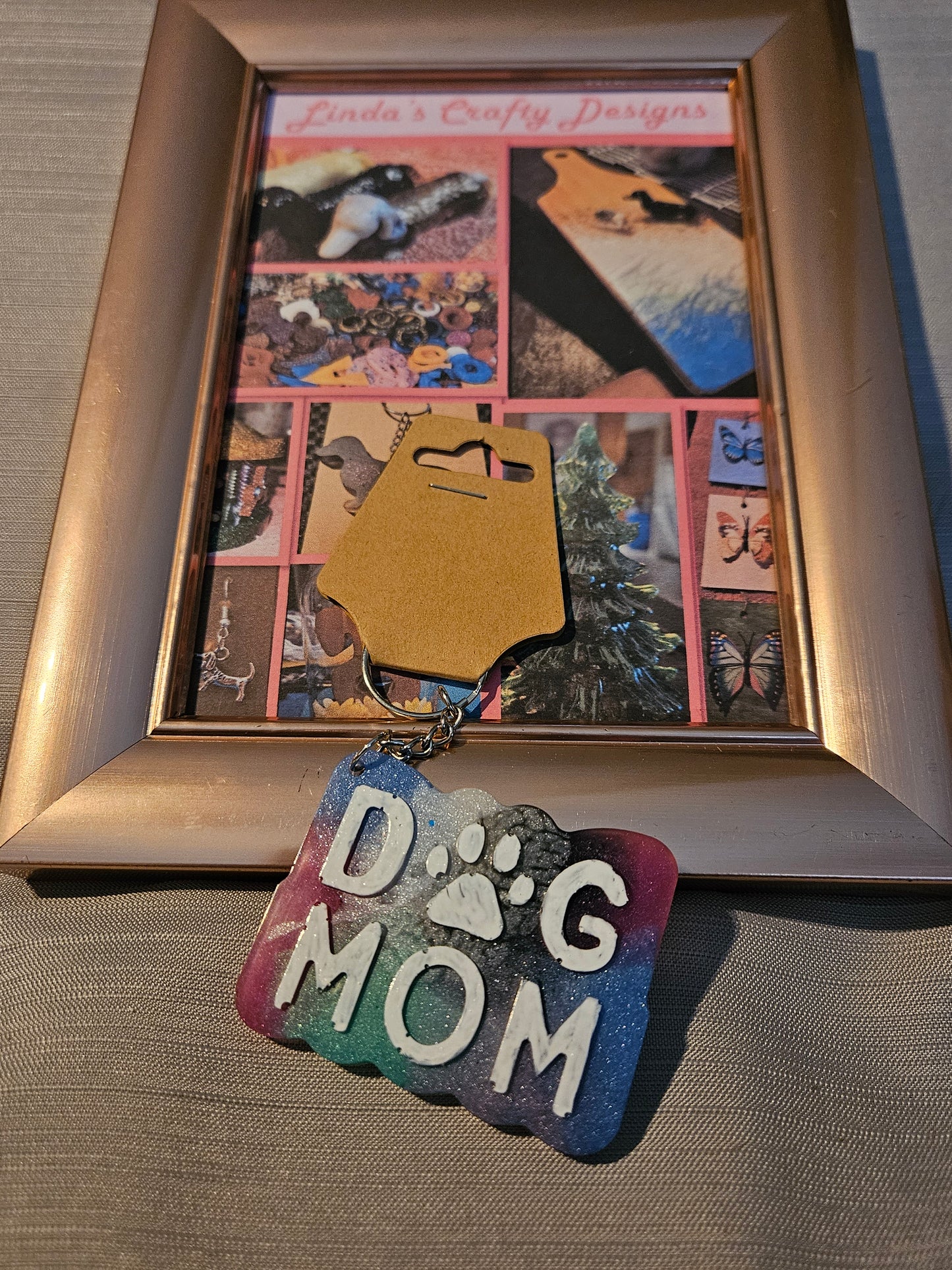 Resin Keychain - Multicolor Dog Mom (Marked Down) #710