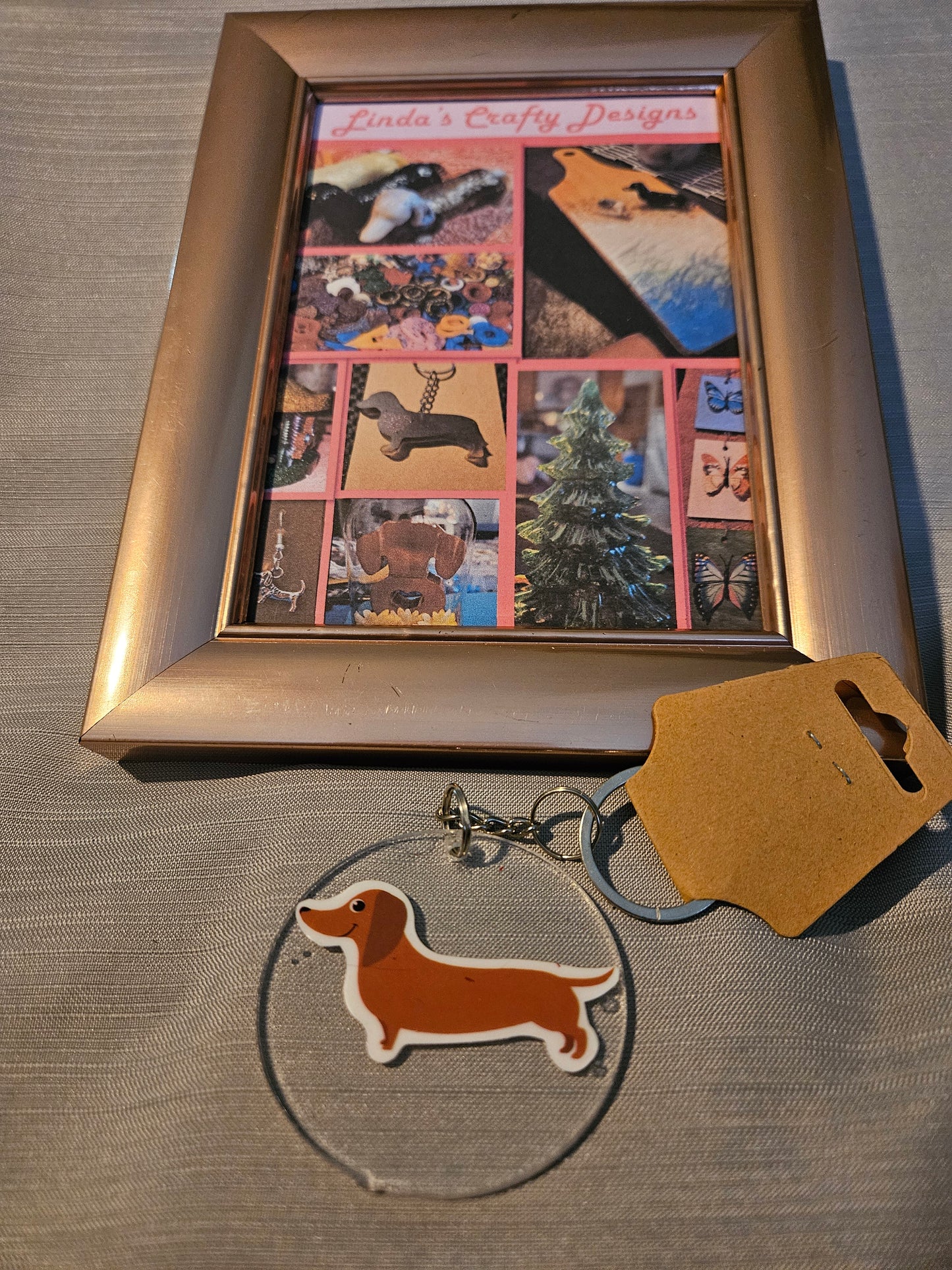 Resin Keychain - Long Dog 2 (Reduced) #763