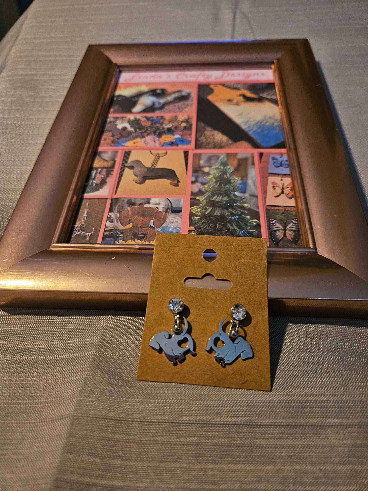 Metal Earrings (Studs) - Wiggle Butts #1073