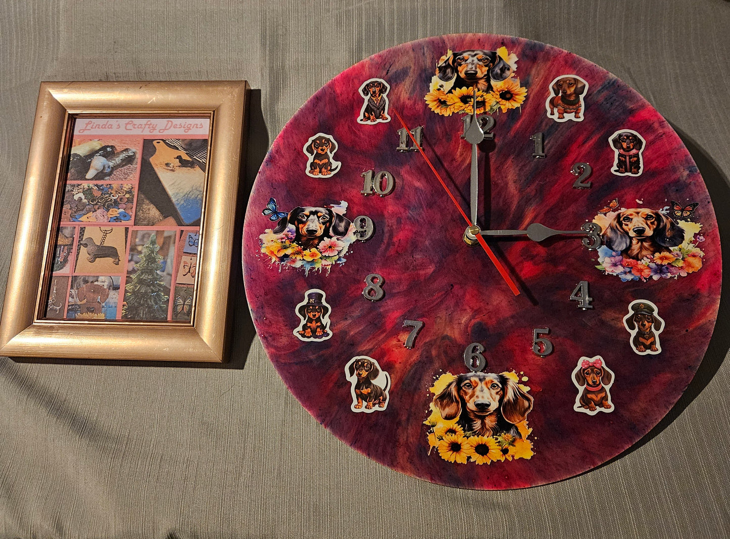 Wood Clock - Doxies on Parade #1015