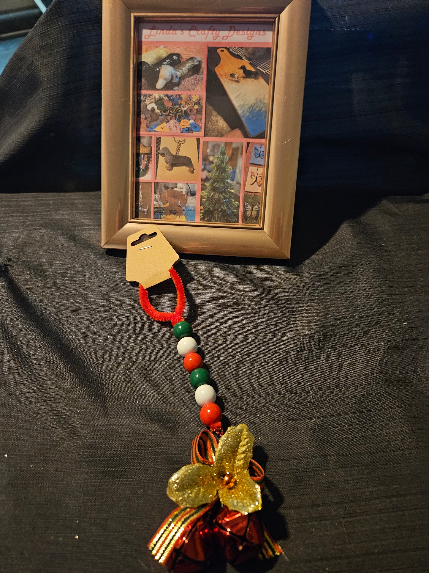 Holiday Door Hanger #1395. 1396
